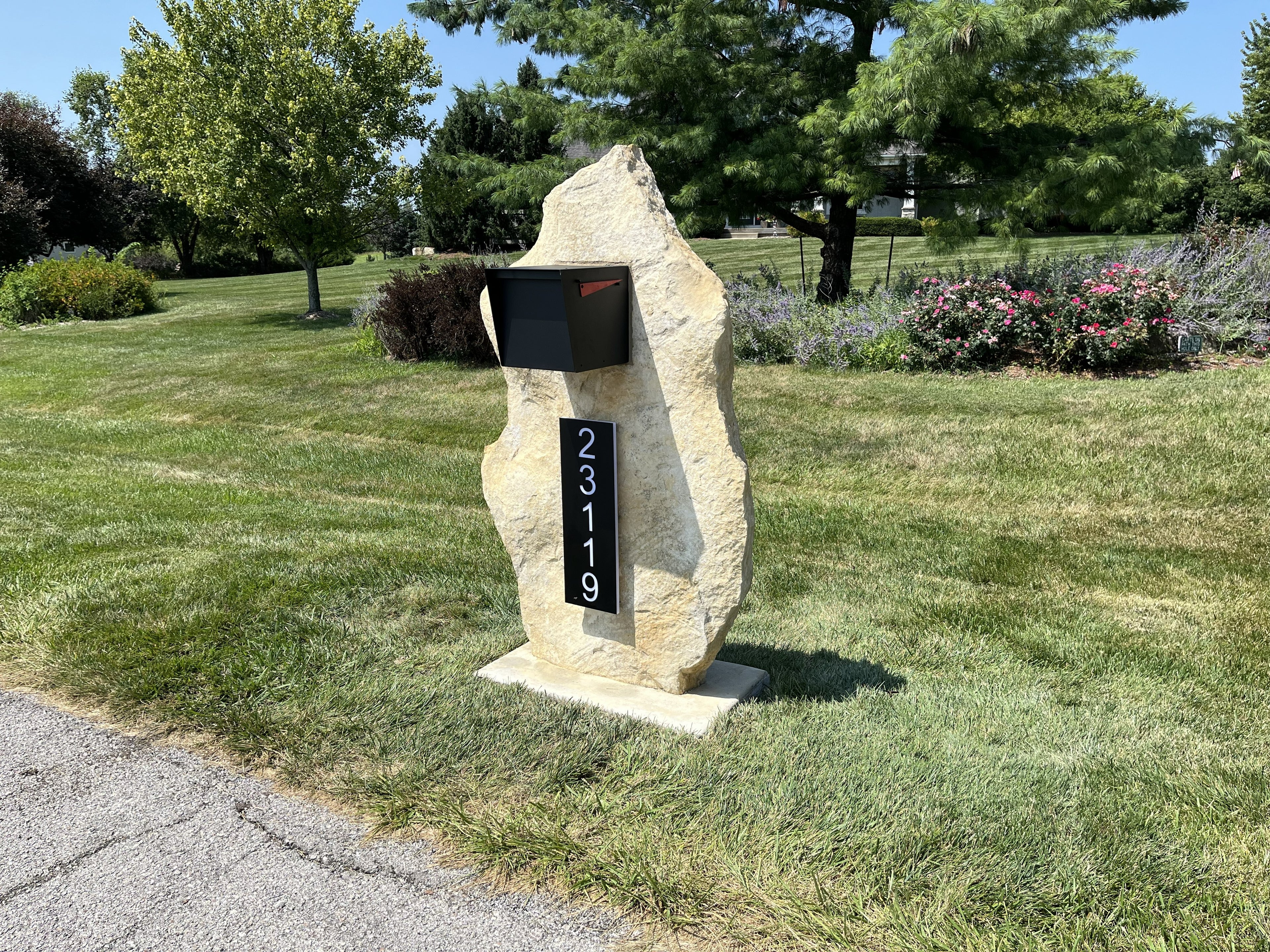 Signature Series Mailbox